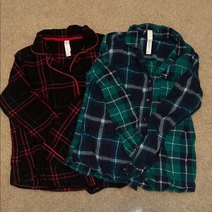 stars above Plaid Button-Front Pajama Tops — Black & Green/Navy